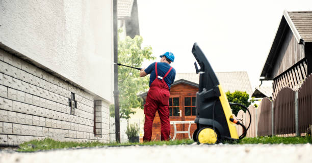 Best Animal Enclosure Cleaning  in Reno, OH